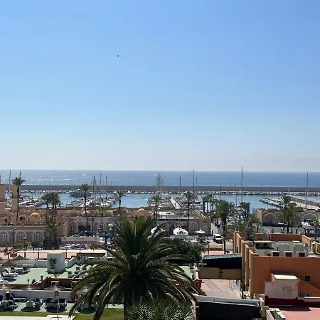 Sur La Marina 公寓 丰希罗拉